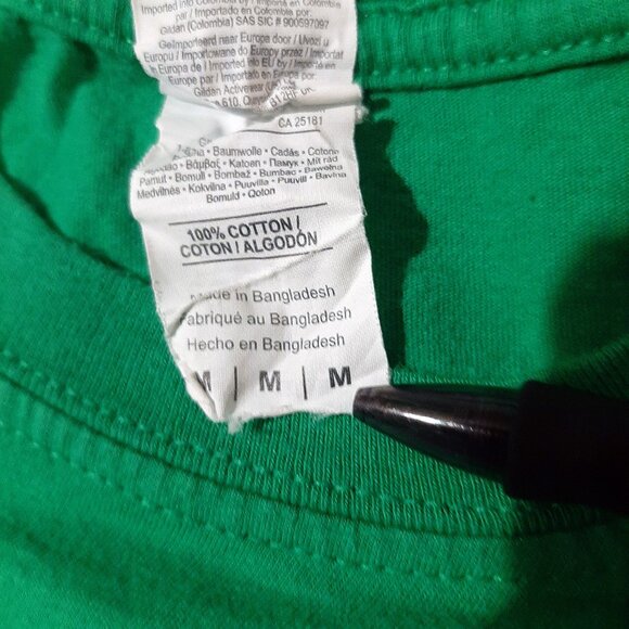 Foo Fighter Skull cocktail tshirt size medium green Dave Grohl FF band tee shirt - Picture 3 of 6